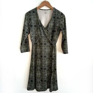 Prana 3/4 sleeve faux wrap dress green swirl pattern size Small